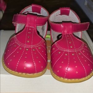 Livie & Luca  shoes size 4 NWT